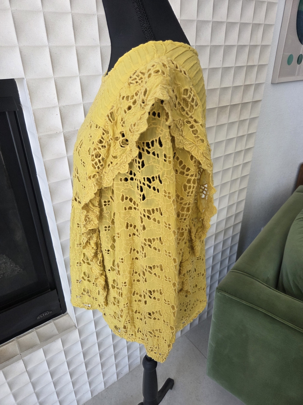 Anthropologie Clementine Blouse, Ruffled Eyelet Yellow Marigold Size 10 P2P 20" - Picture 4 of 7